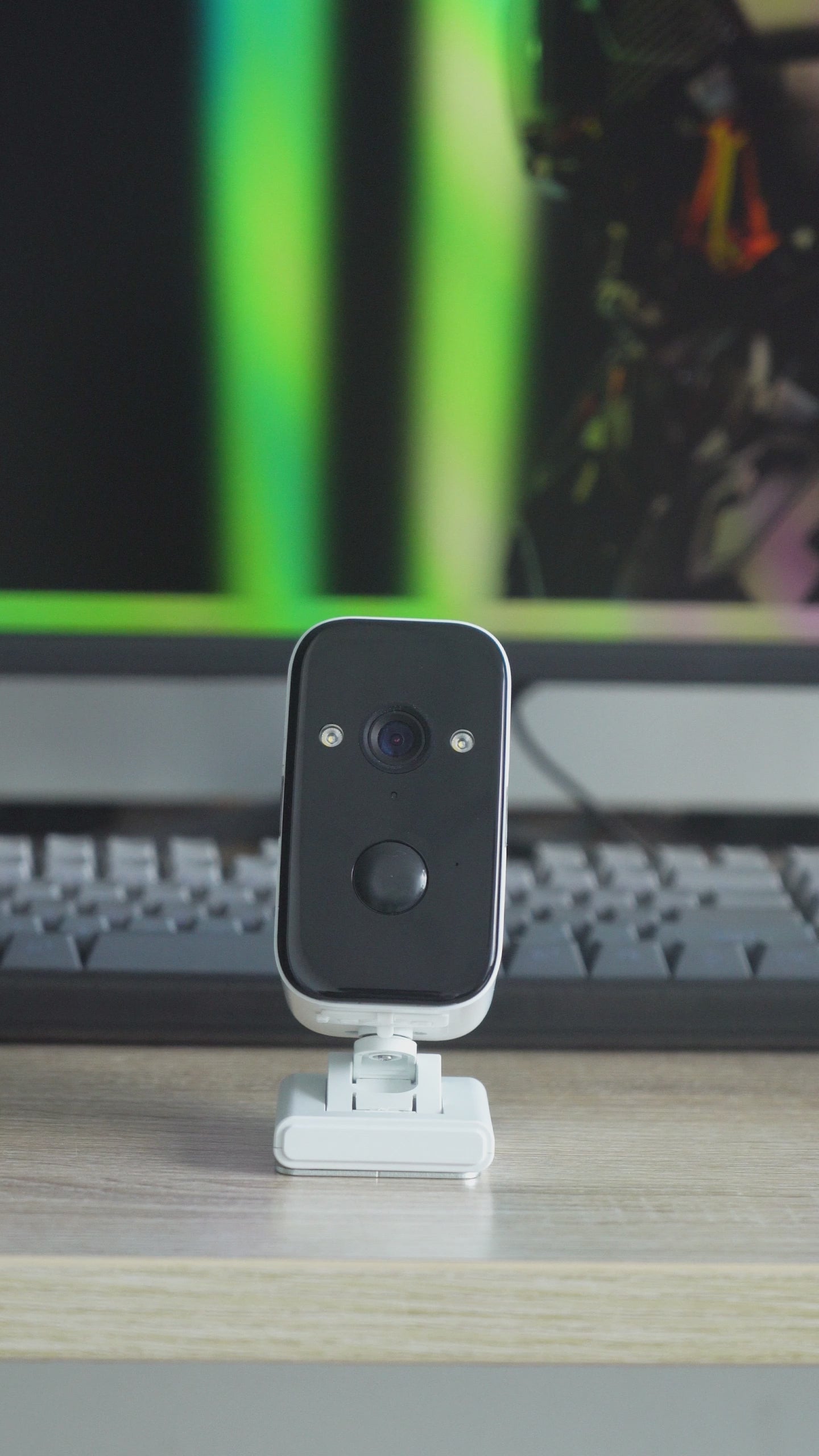 WPS001-4G  1080P HD quality, remote live/playback, PTZ card machine, black and white night vision, dual filter automatic switching, human detection, remote listening, suitable for outdoor monitoring security